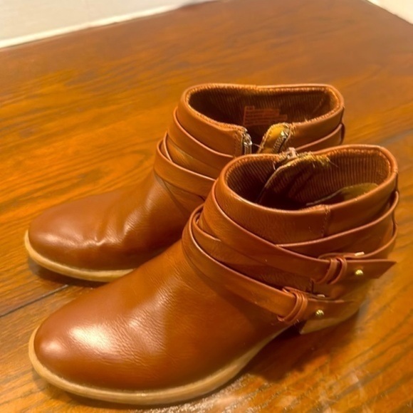 BOC - Picture 2 of 8